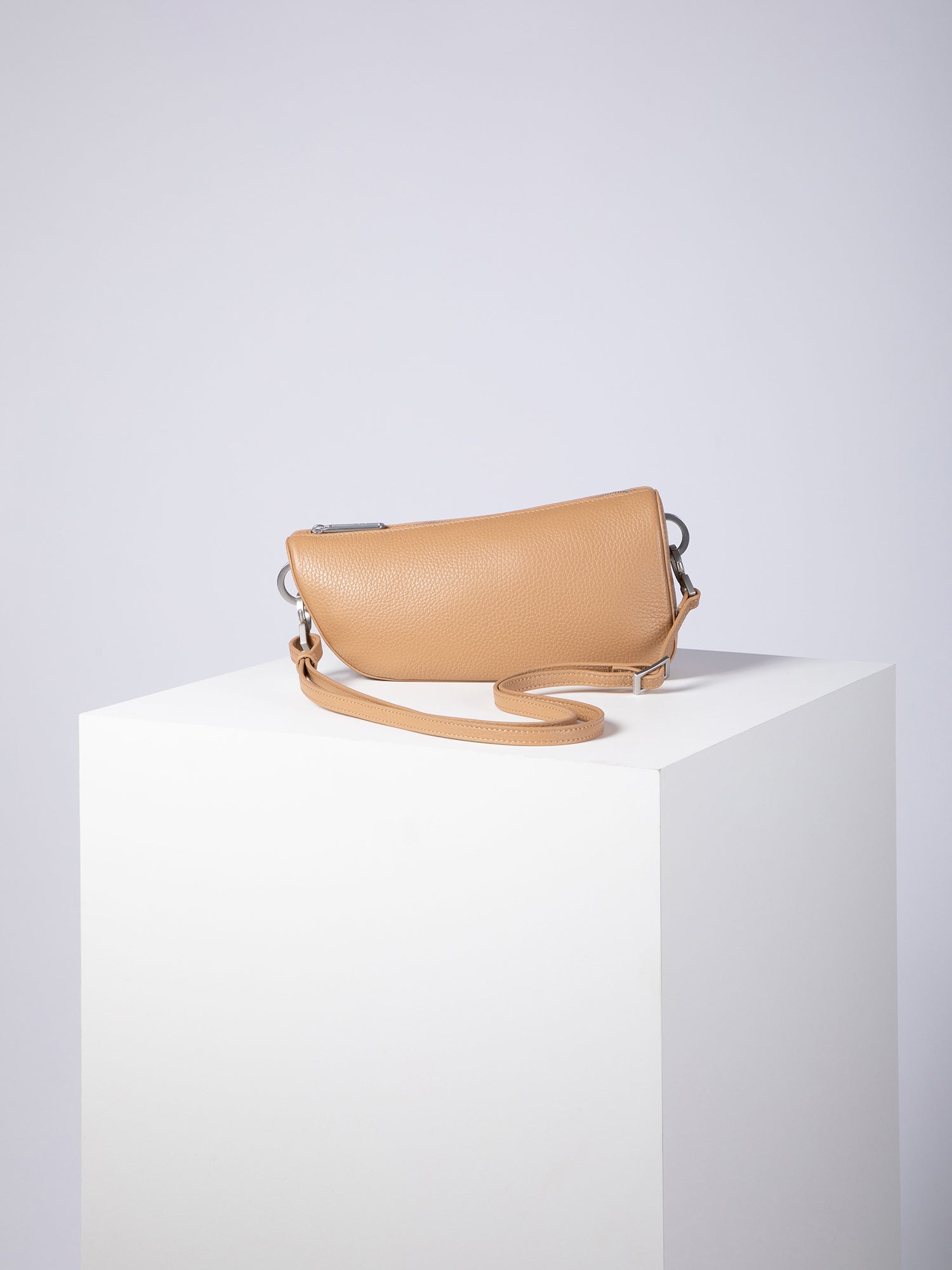 color:beige_ansicht:000000000000004_dokar:Z07_dokar-text:online inhalt