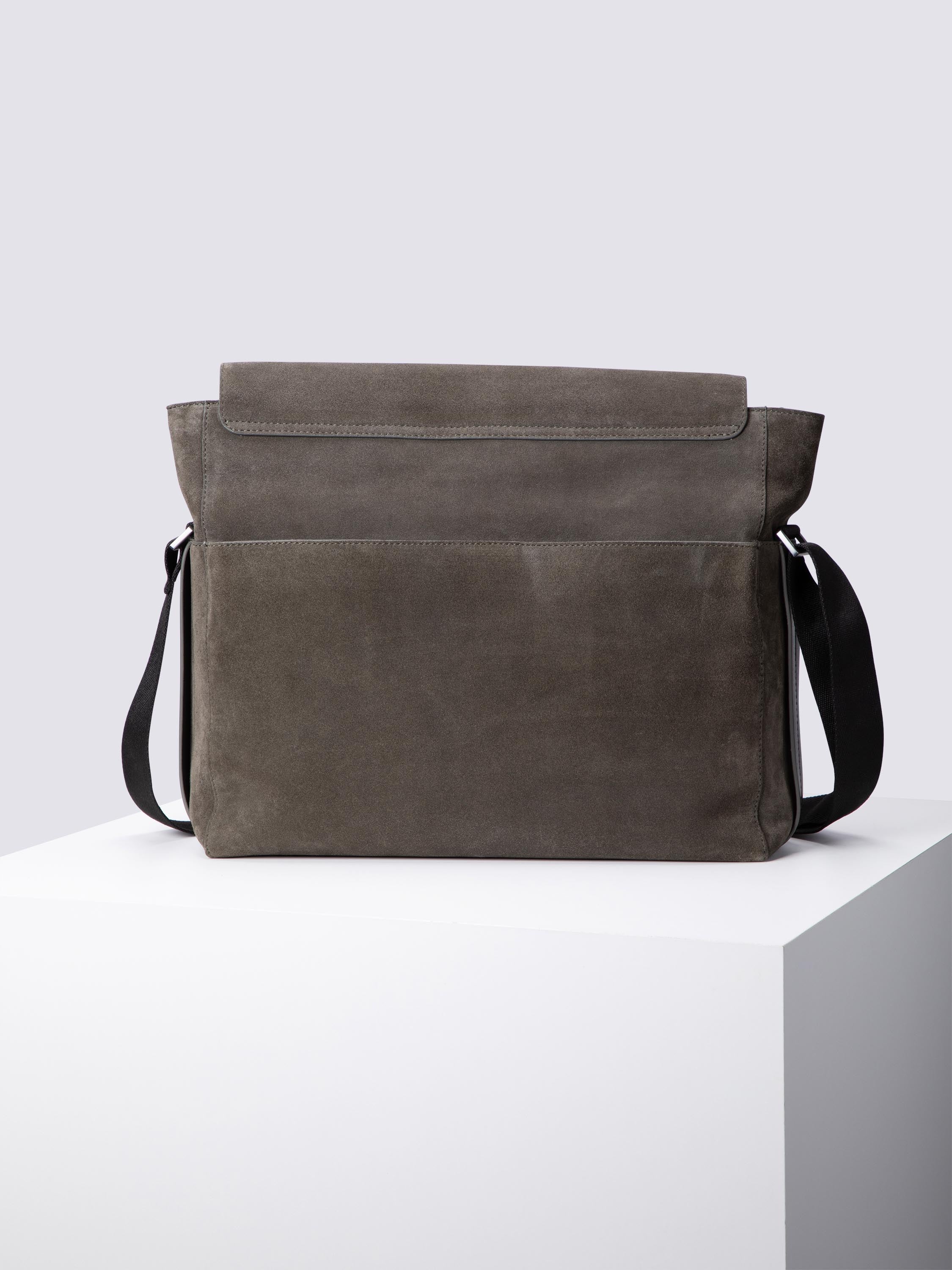 color:dark olive_ansicht:000000000000003_dokar:Z07_dokar-text:online inhalt