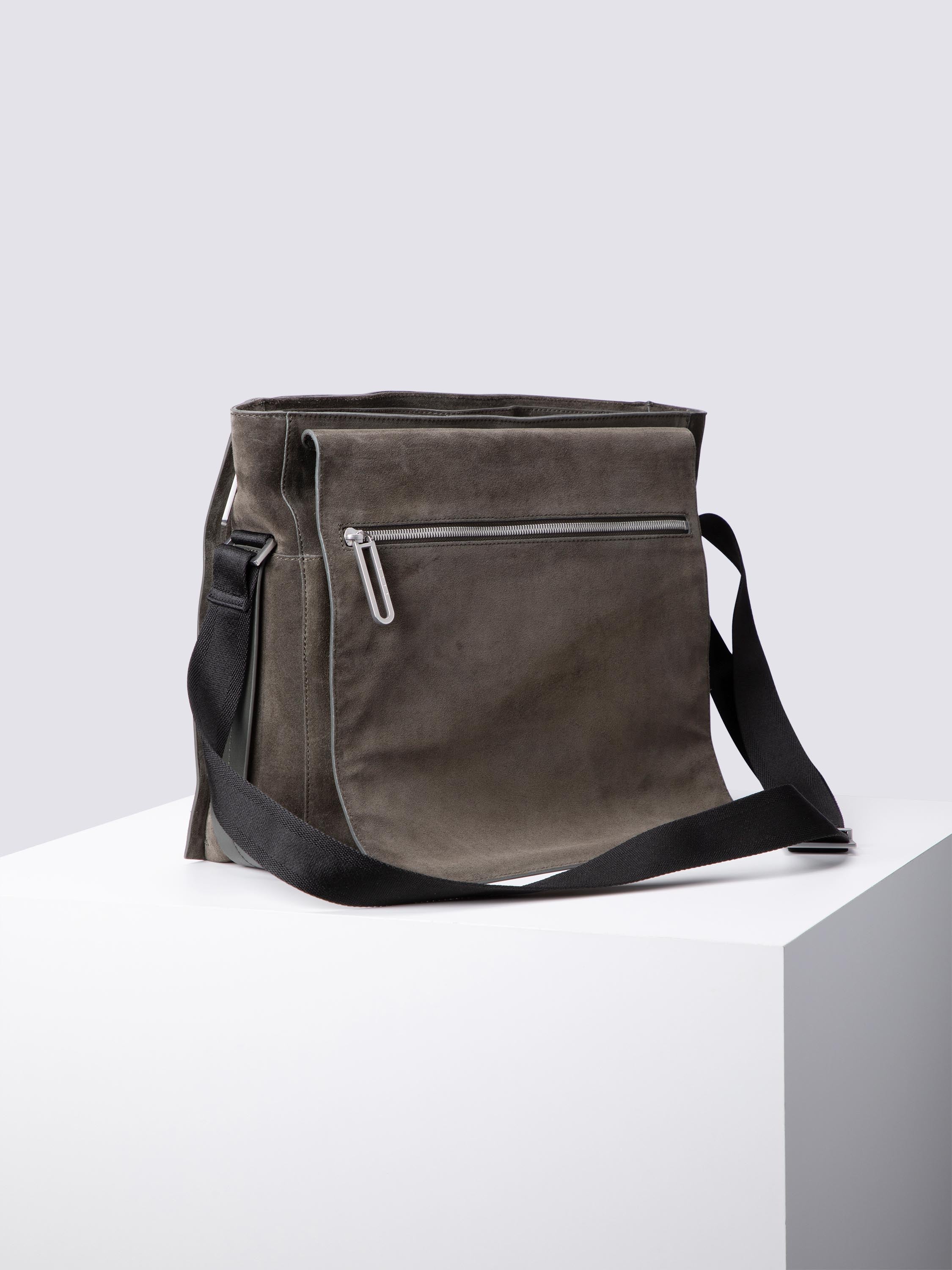 color:dark olive_ansicht:000000000000007_dokar:Z07_dokar-text:online inhalt